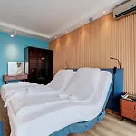 Beachfront Smart Homes By Marty's Aparthotel