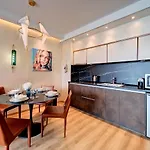 Beachfront Smart Homes By Marty's Aparthotel