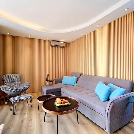 Apartmanhotel Beachfront Smart Homes By Marty's 4*