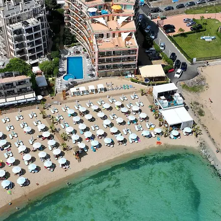 Aparthotel Beachfront Smart Homes By Marty's Slantschew brjag