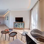 Lägenhetshotell Beachfront Smart Homes By Marty's