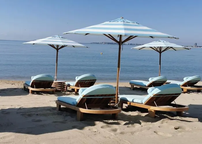 Apart-hotel Beachfront Smart Homes By Marty's 4*